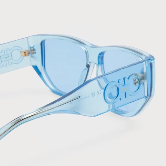 Ferragamo Sunglasses - Picture 4 of 8